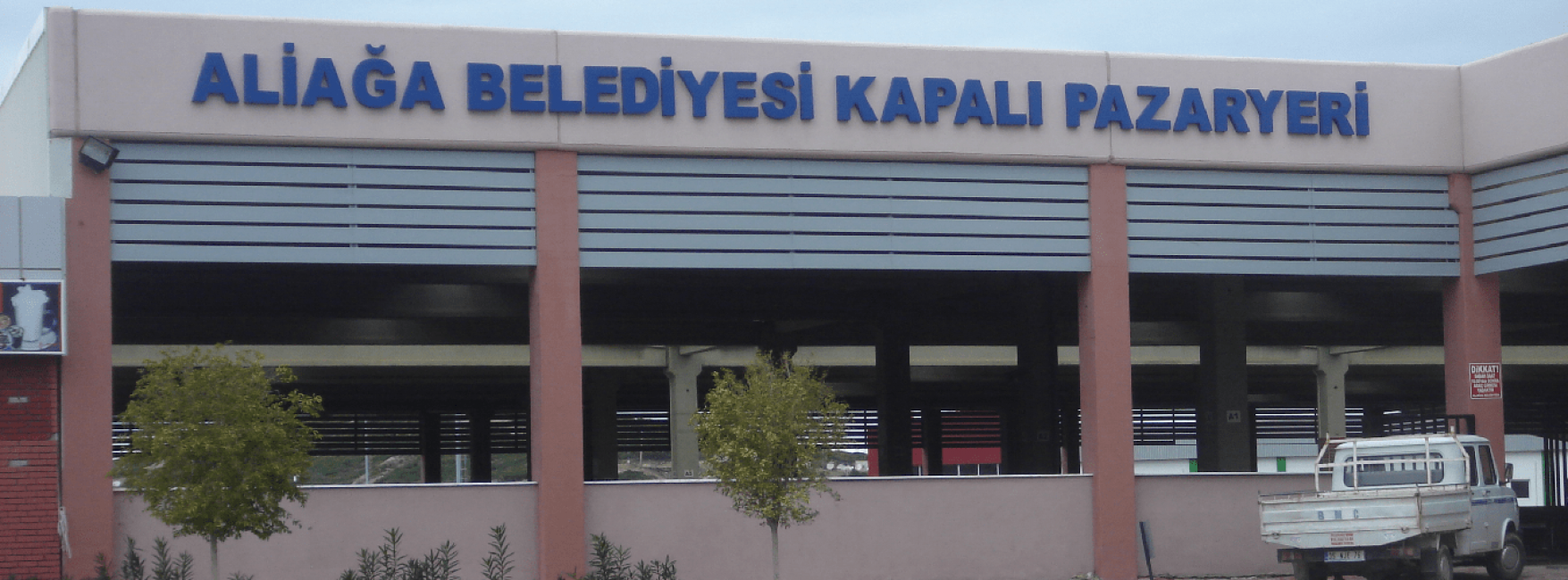 AlıAga MultiStorey Carpark And Closed MarketPlace