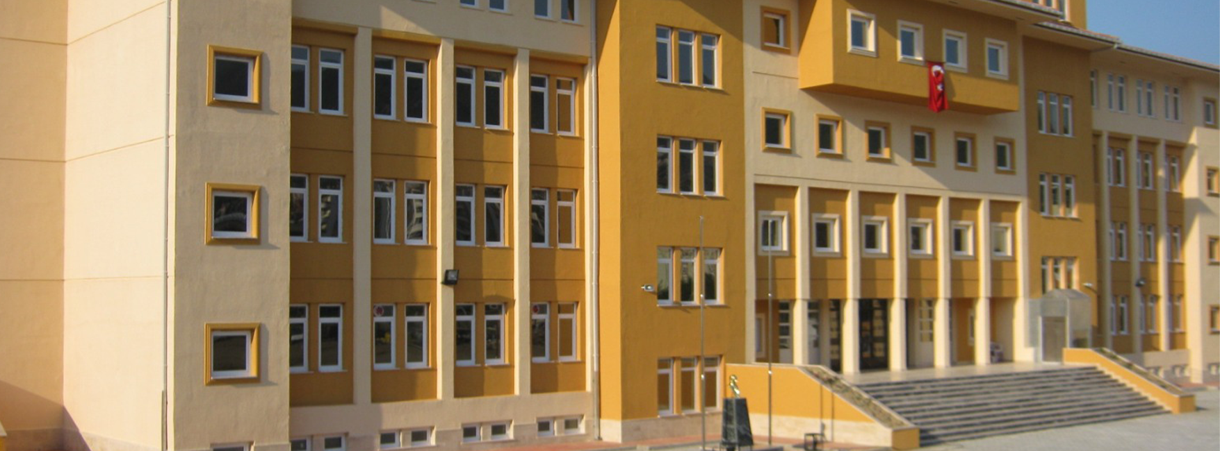 İzmir Kemalpaşa Vocational High School For Girls With 16 Classrooms